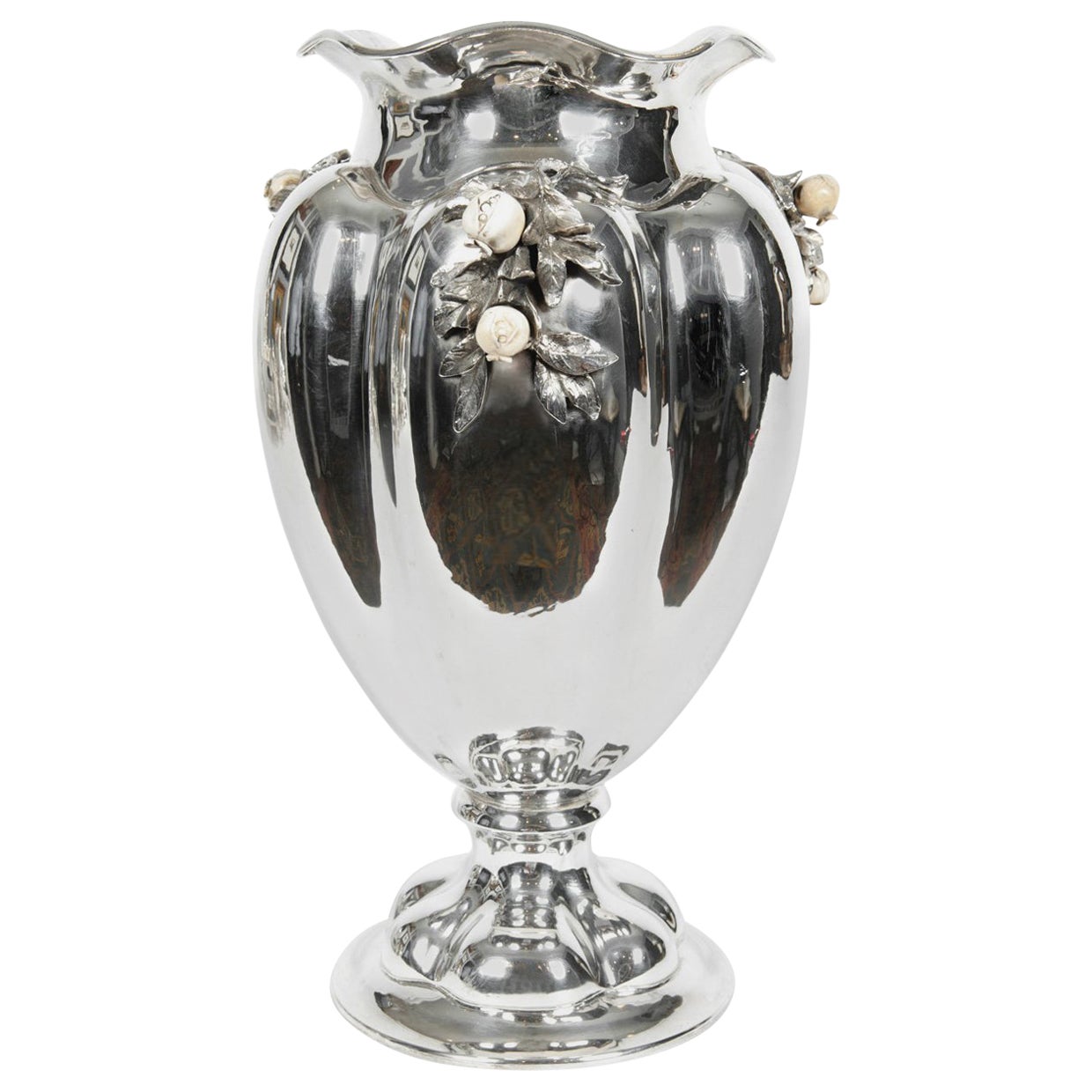 Antique Sterling Silver Warwick Vase Samovar Centerpiece For Sale at