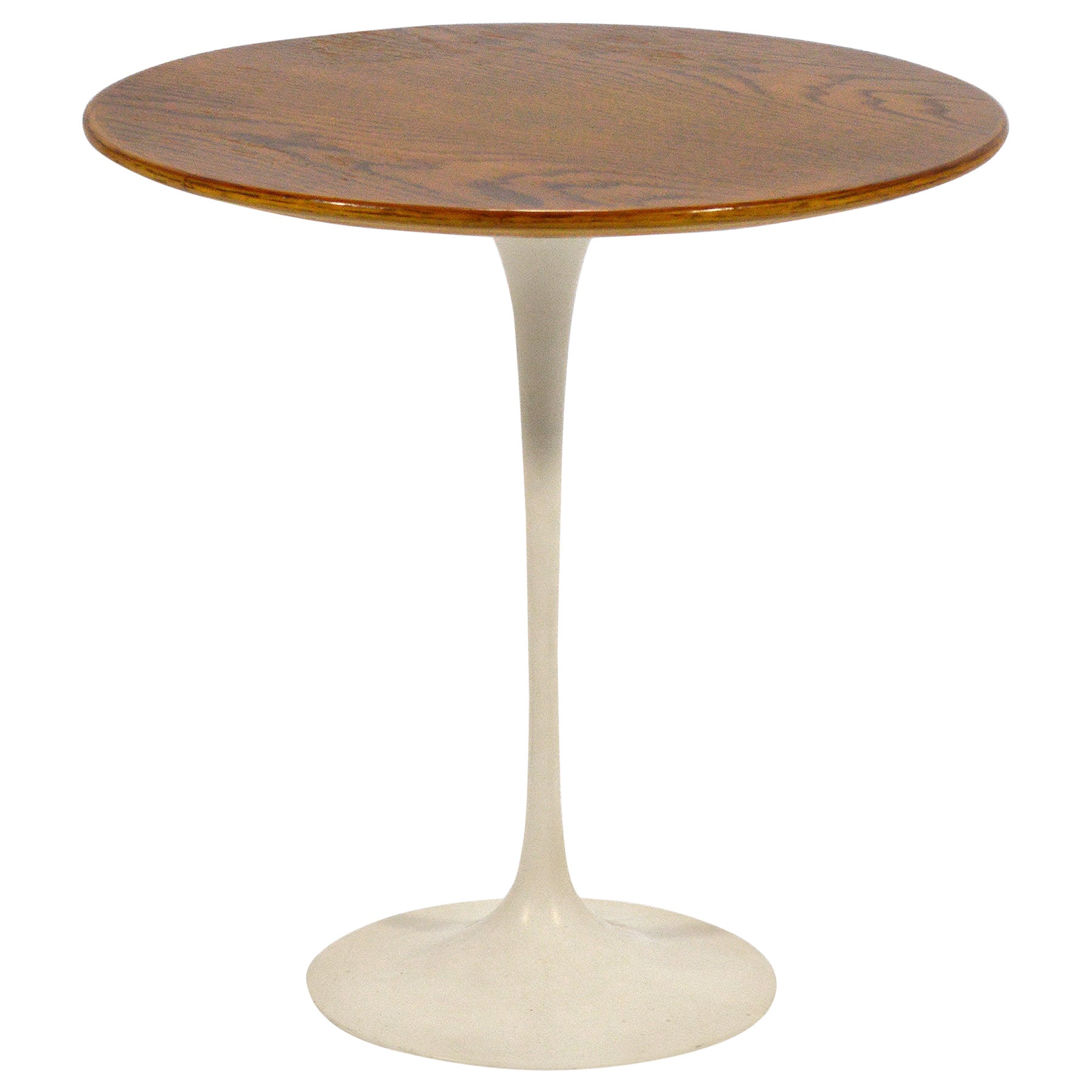 Wonderful Saarinen style White Laminate Flower Tulip Side Table Midcentury at 1stDibs