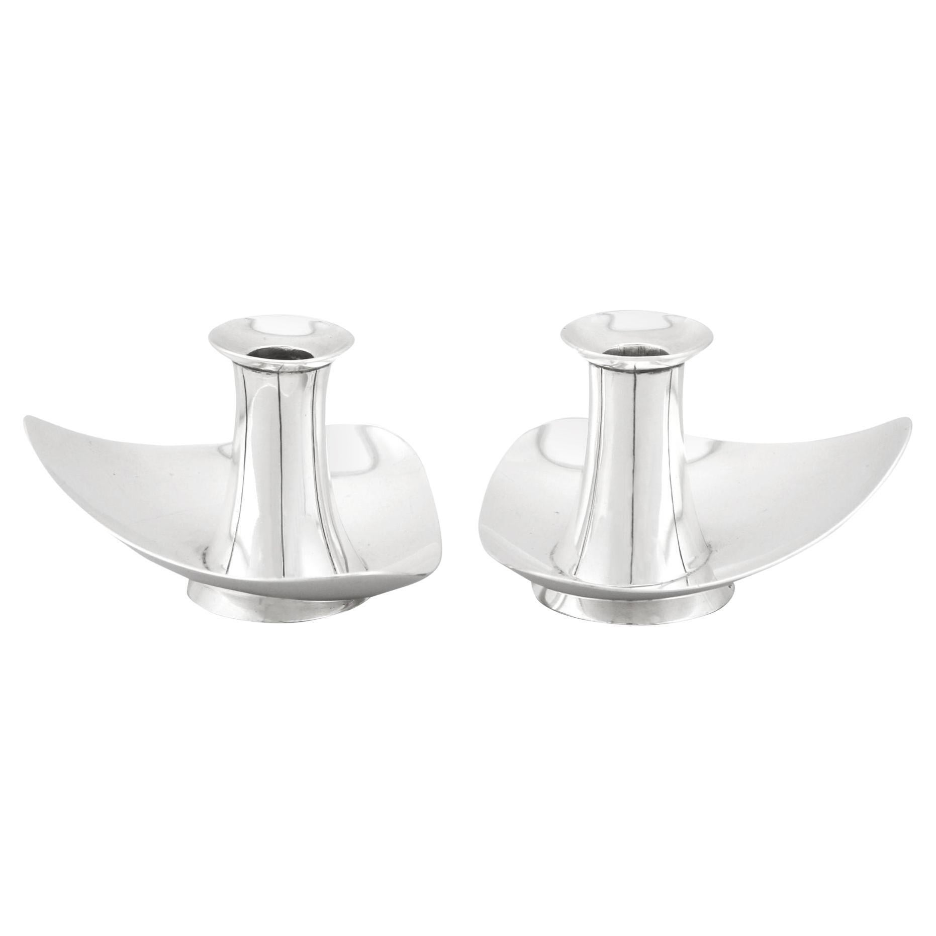 Argento  Candelieri di Nayler Brothers - Stile di design in vendita