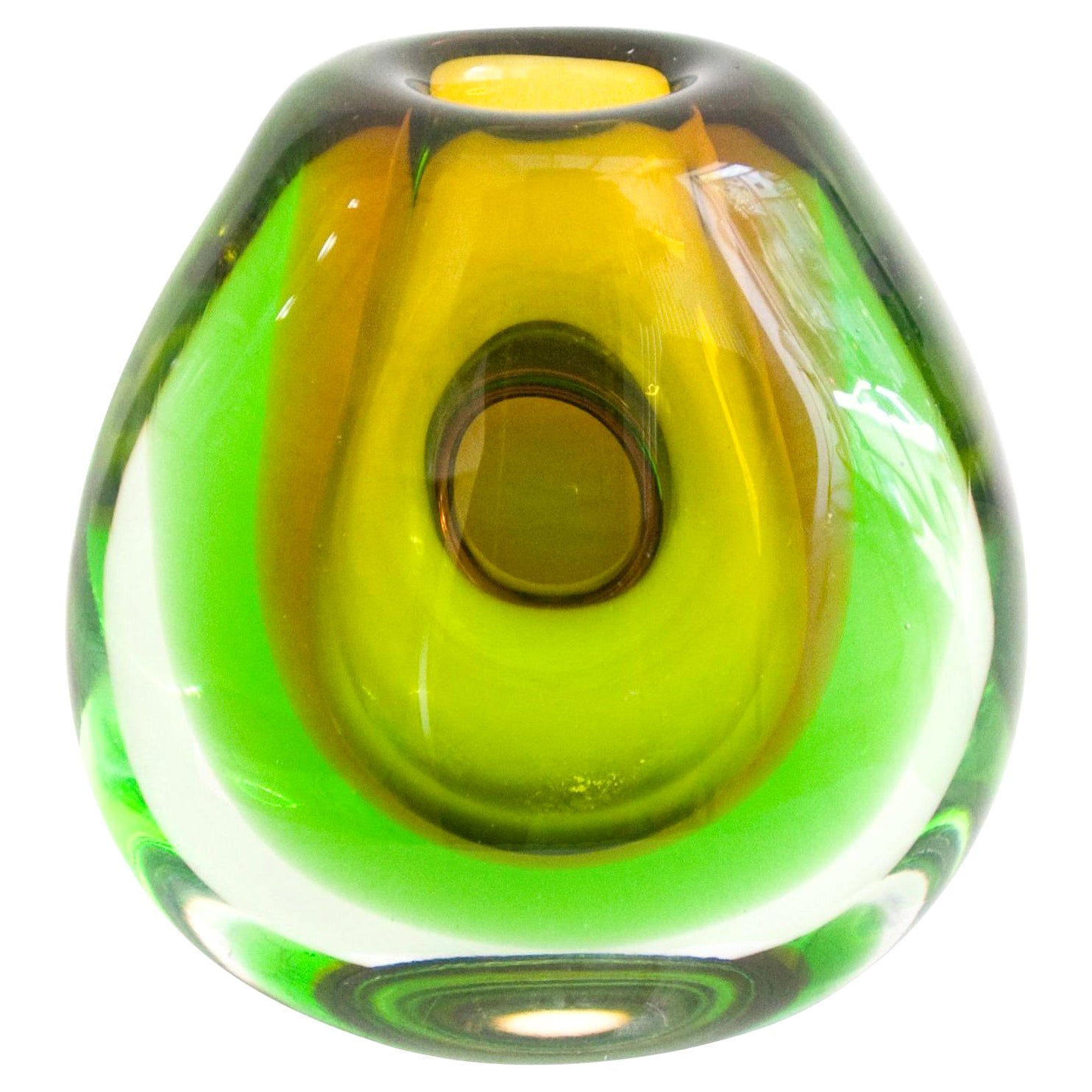 Vintage Submerged Glass Vase by Vladimir Mika for Moser Glasswork, 1967 For Sale