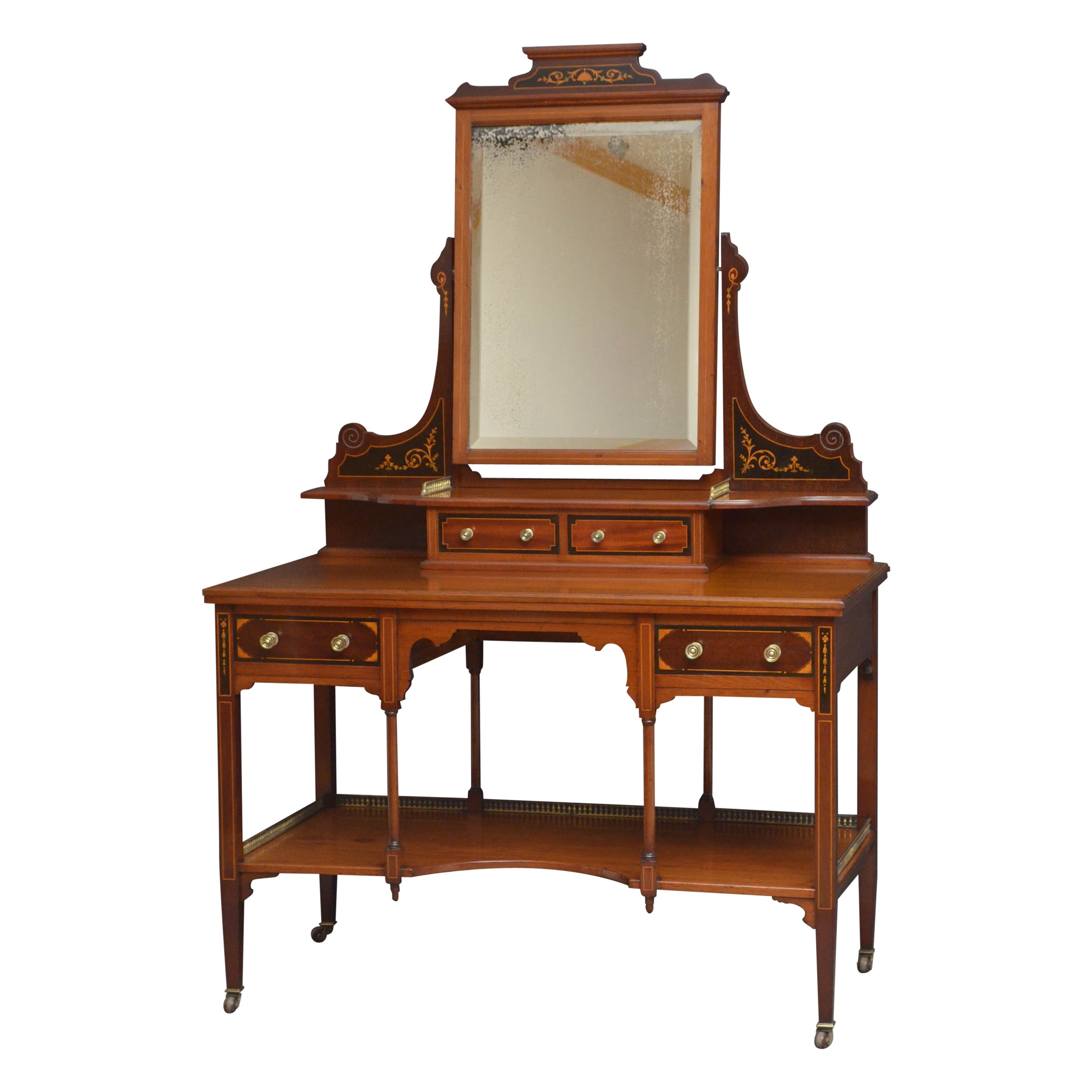 Mahogany Queen Anne Dressing Table For Sale at 1stDibs