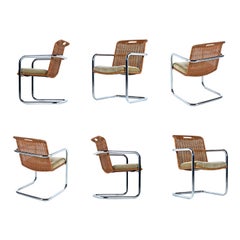 Chaises de salle à manger Cantilever en osier chromé et rotin moderne par Chromcraft