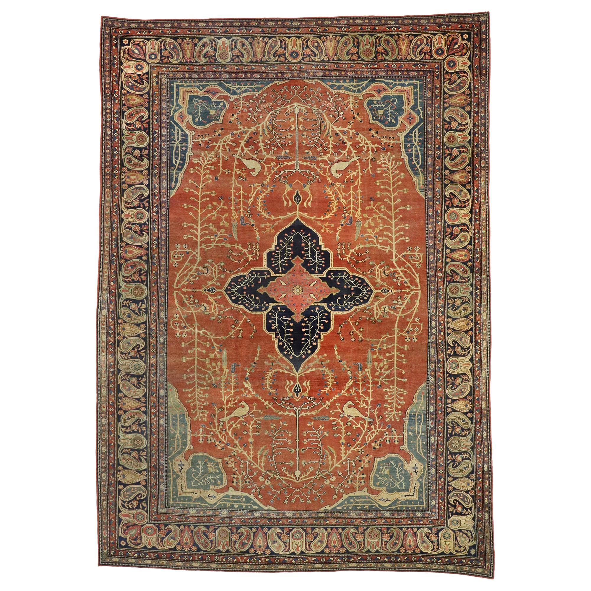 Tapis persan ancien de Farahan dans le style Arts & Crafts William Morris