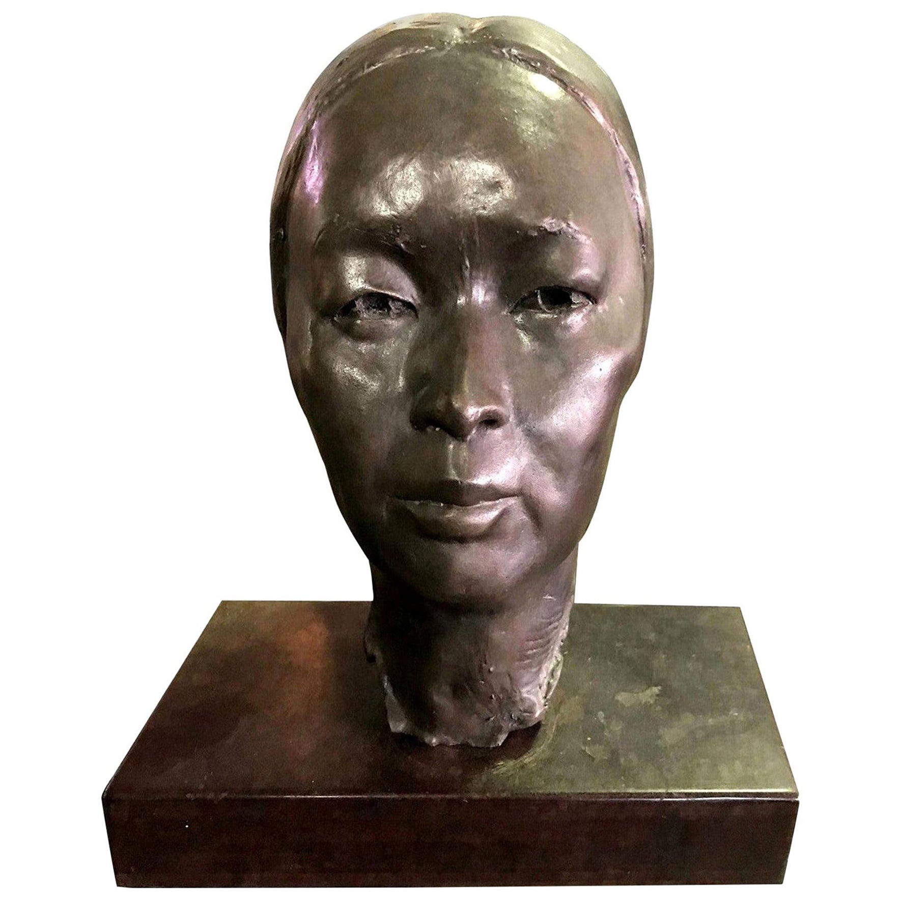 Sculpture en bronze de tête de femme japonaise dans le style d'Isamu Noguchi