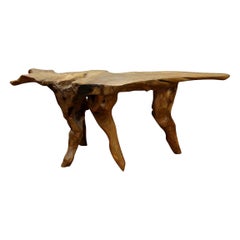 Tavolo scultoreo naturale con radici