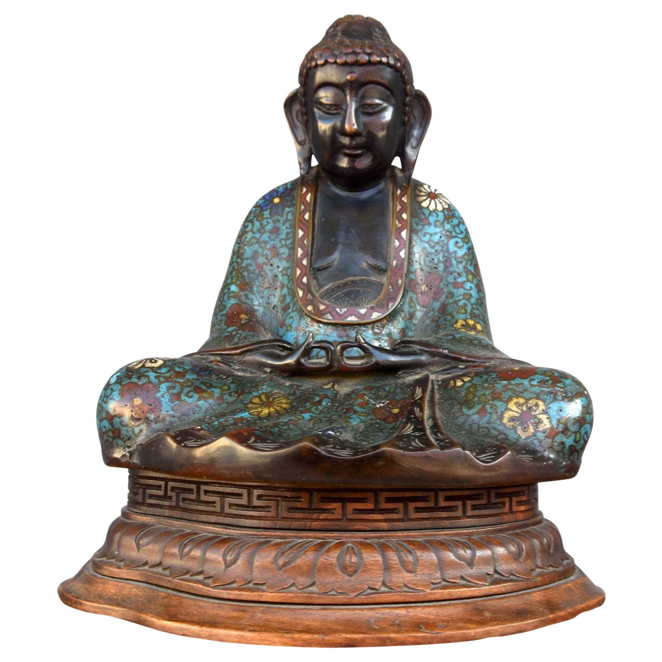 Bouddha en bronze cloisonné sur socle en vente