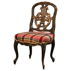 chaise d'appoint ou de toilette Louis XV du 19ème siècle:: sculptée:: peinte et dorée