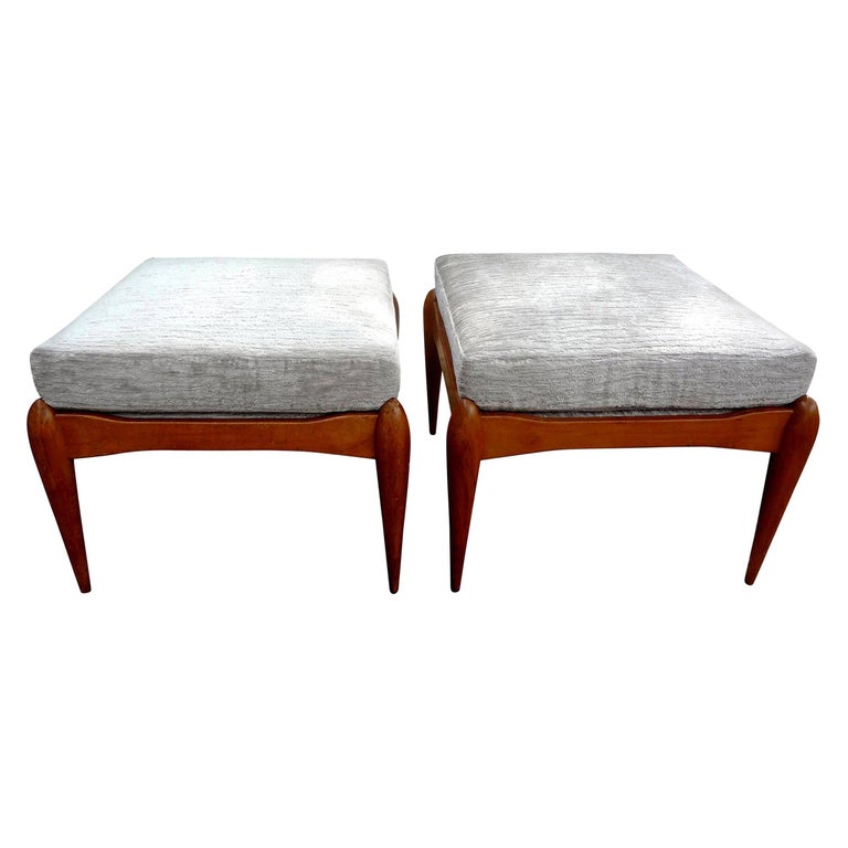 Pair of Italian Gio Ponti Inspired Midcentury Walnut Benches For Sale