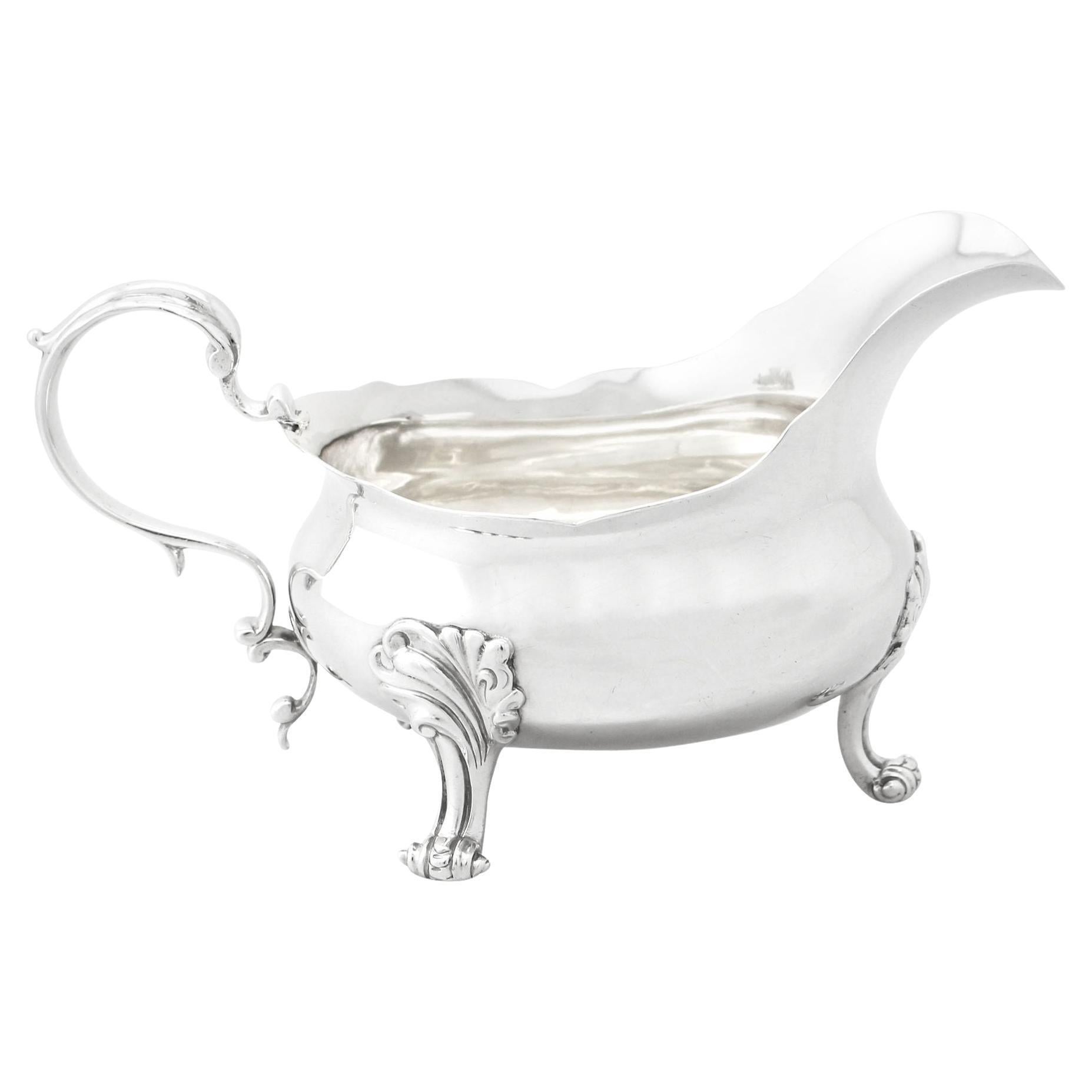 19th Century 1830 Sterling Silver Sauceboat or Gravy Boat