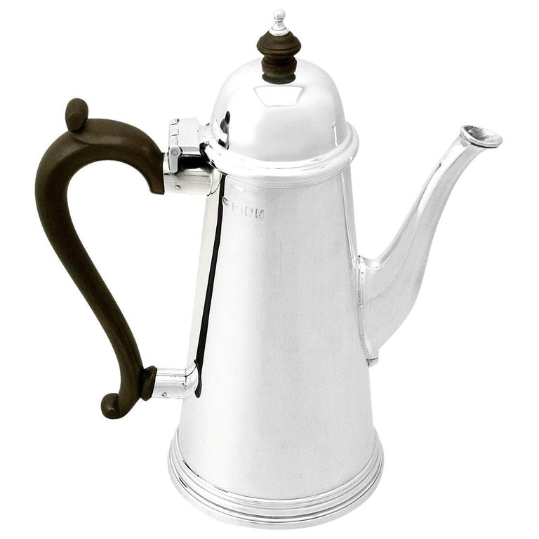 William Comyns & Sons Ltd Vintage George I Style 1961 Sterling Silver Coffee Pot For Sale