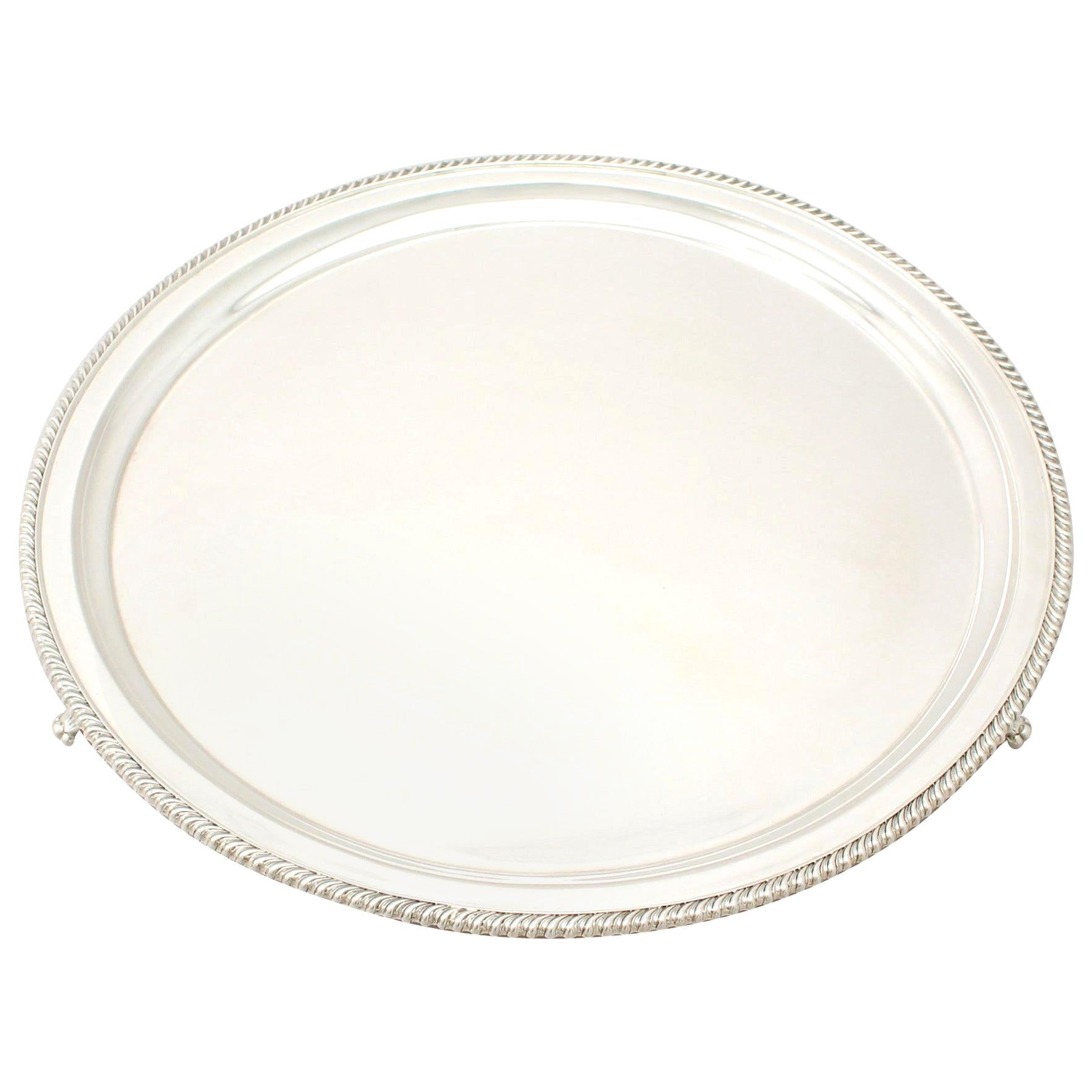 Antique George VI Anglais Salver de présentation en argent sterling en vente