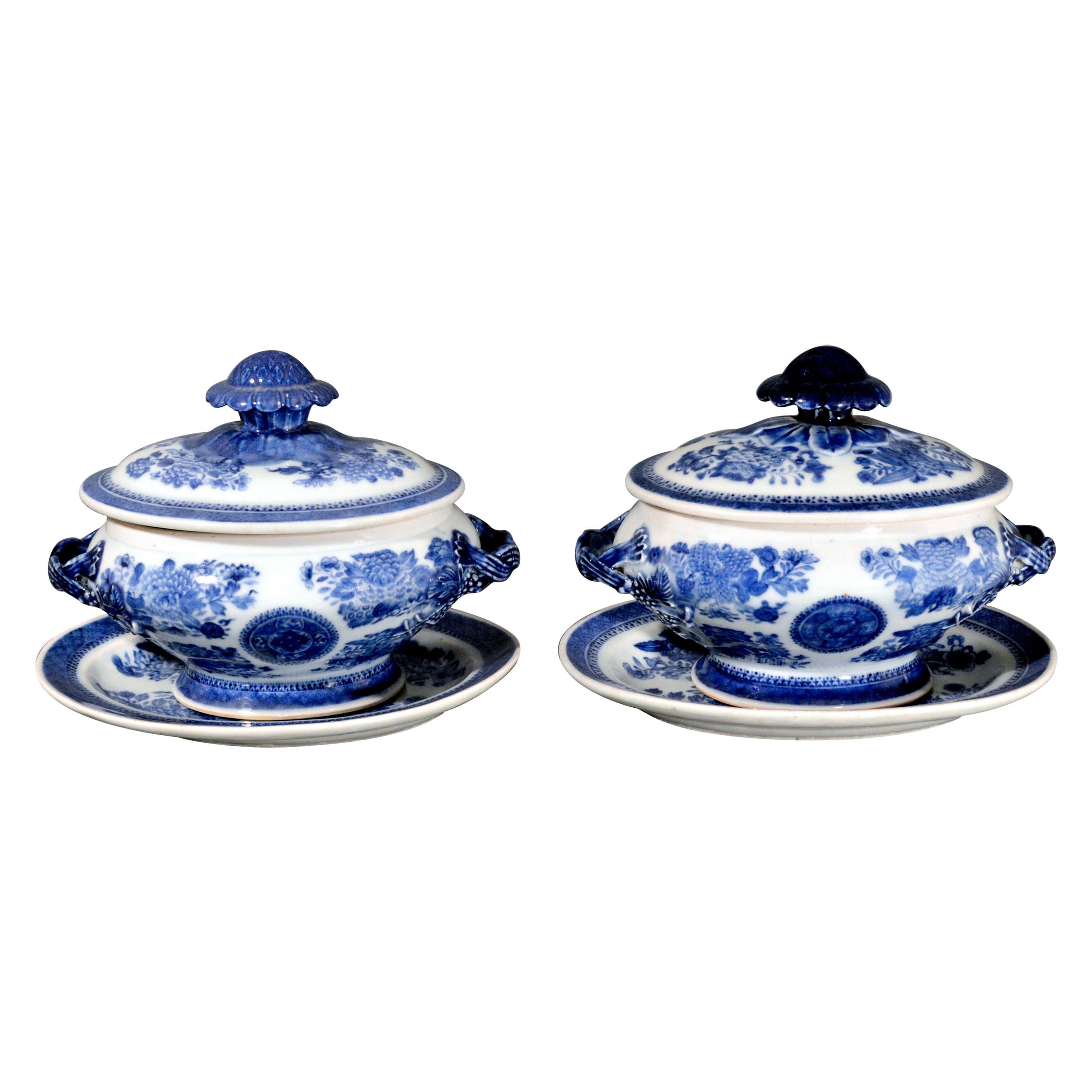 Chinese Export Porcelain Blue Fitzhugh Sauce Tureens, Covers & Stands For Sale