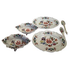 Italy Richard Ginori Late 18th Century Pair Porcelain Sauce Boats Tulip Decor