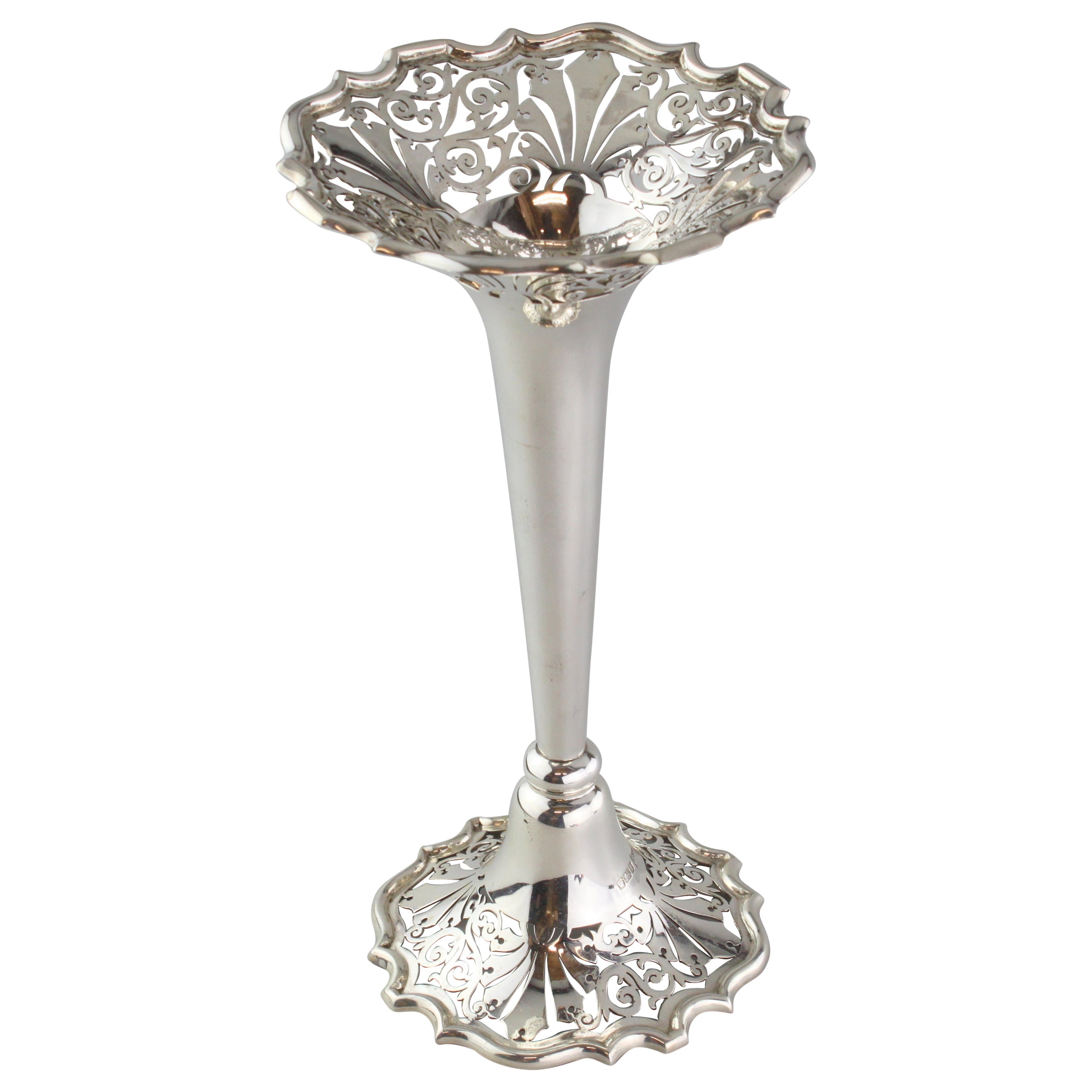 Antique Sterling Silver Warwick Vase Samovar Centerpiece For Sale at