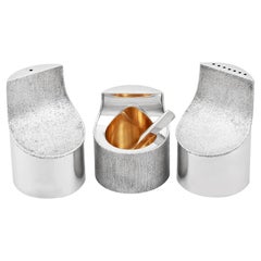Grant Macdonald Silversmiths 1972 Juego de condimentos de plata de ley