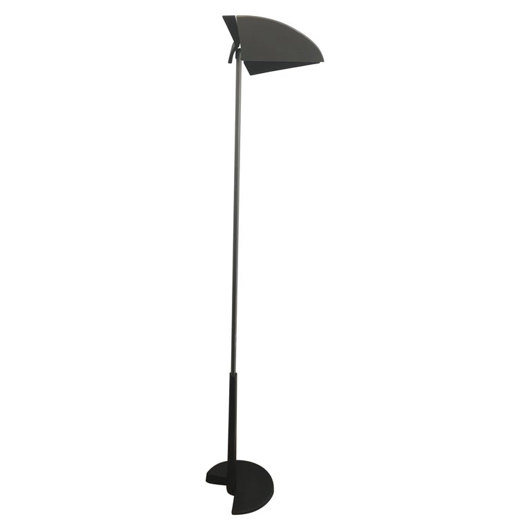 Bruno Gecchelin for Gruppo Skipper. Floor Lamp in Grey Enamel with Mat Black Rub For Sale