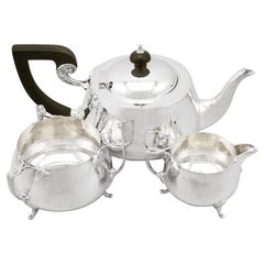 Servicio de té de tres piezas antiguo de plata de ley de estilo Art Nouveau