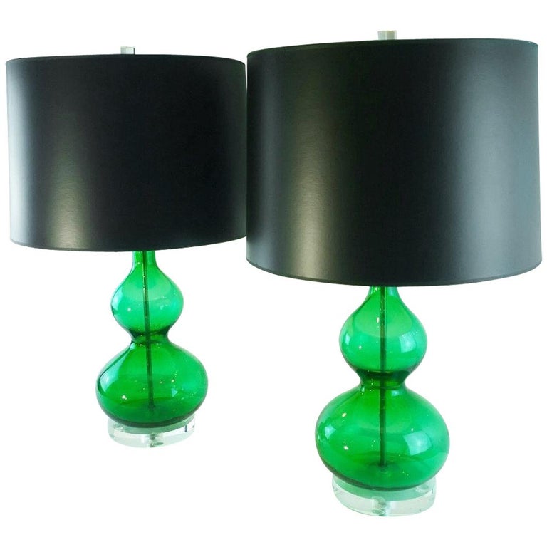 Pair Mid Century Modern Italian Murano Gl Emerald Green Lamps W Lucite Base Pair Mid Century Modern Italian Murano Gl Emerald Green Lamps W Lucite Base
