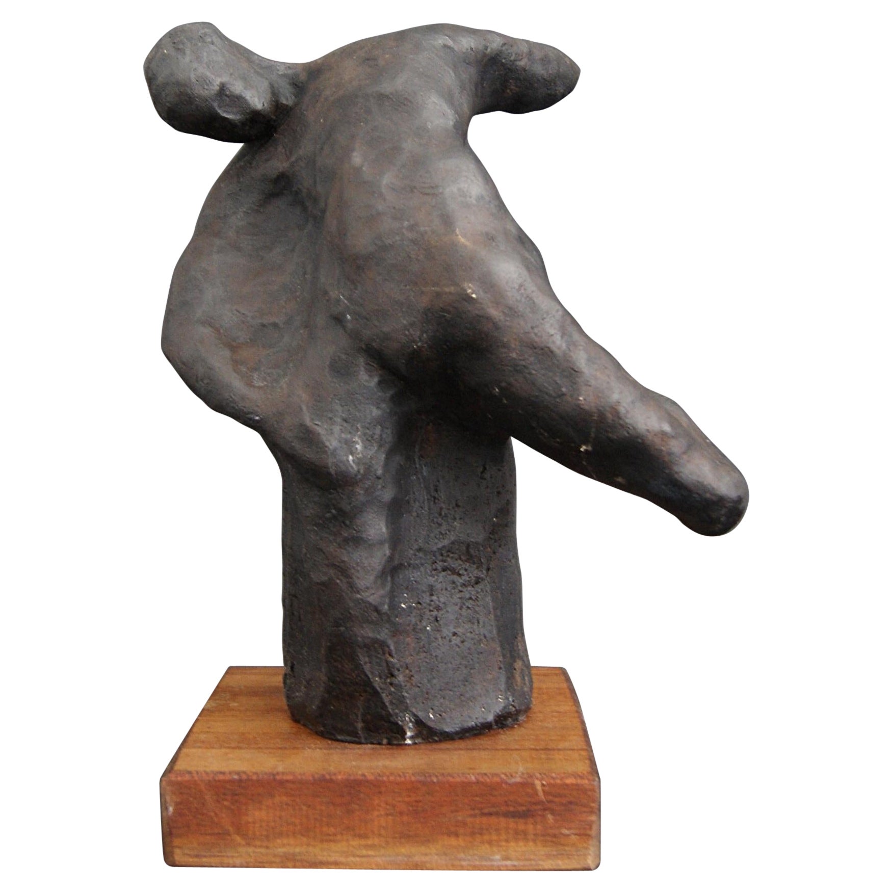 Gips-Skulptur des Künstlers, Bronzeskulptur mit Patina auf einem Holzsockel, abstrakte Kunst