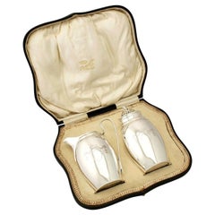 Edward Barnard & Son Edwardian Sterling Silver Cream Jug and Sugar Caster Set