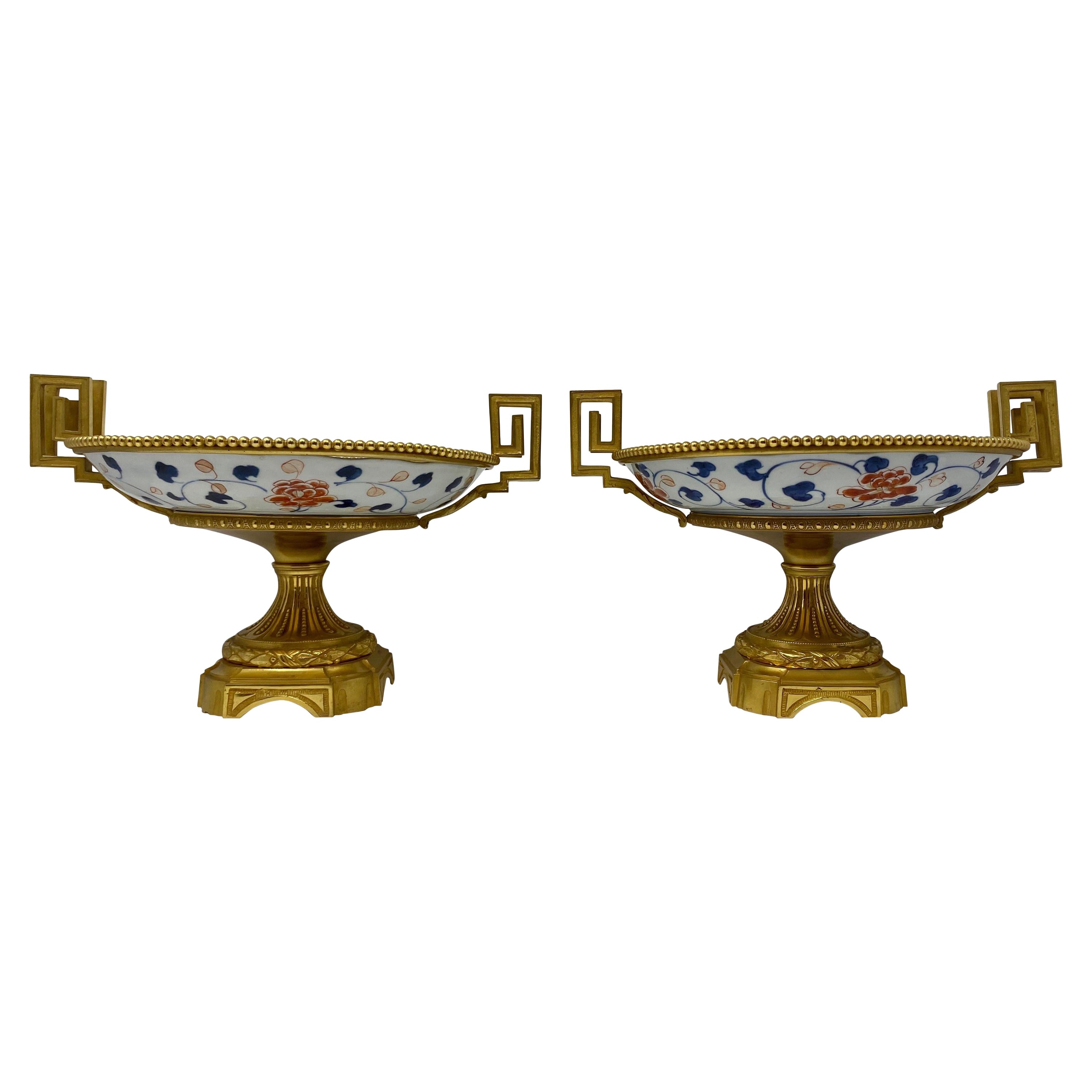 Pair of Antique Japanese Imari Porcelain Cake Dishes  with Bronze D'ore Mounts For Sale
