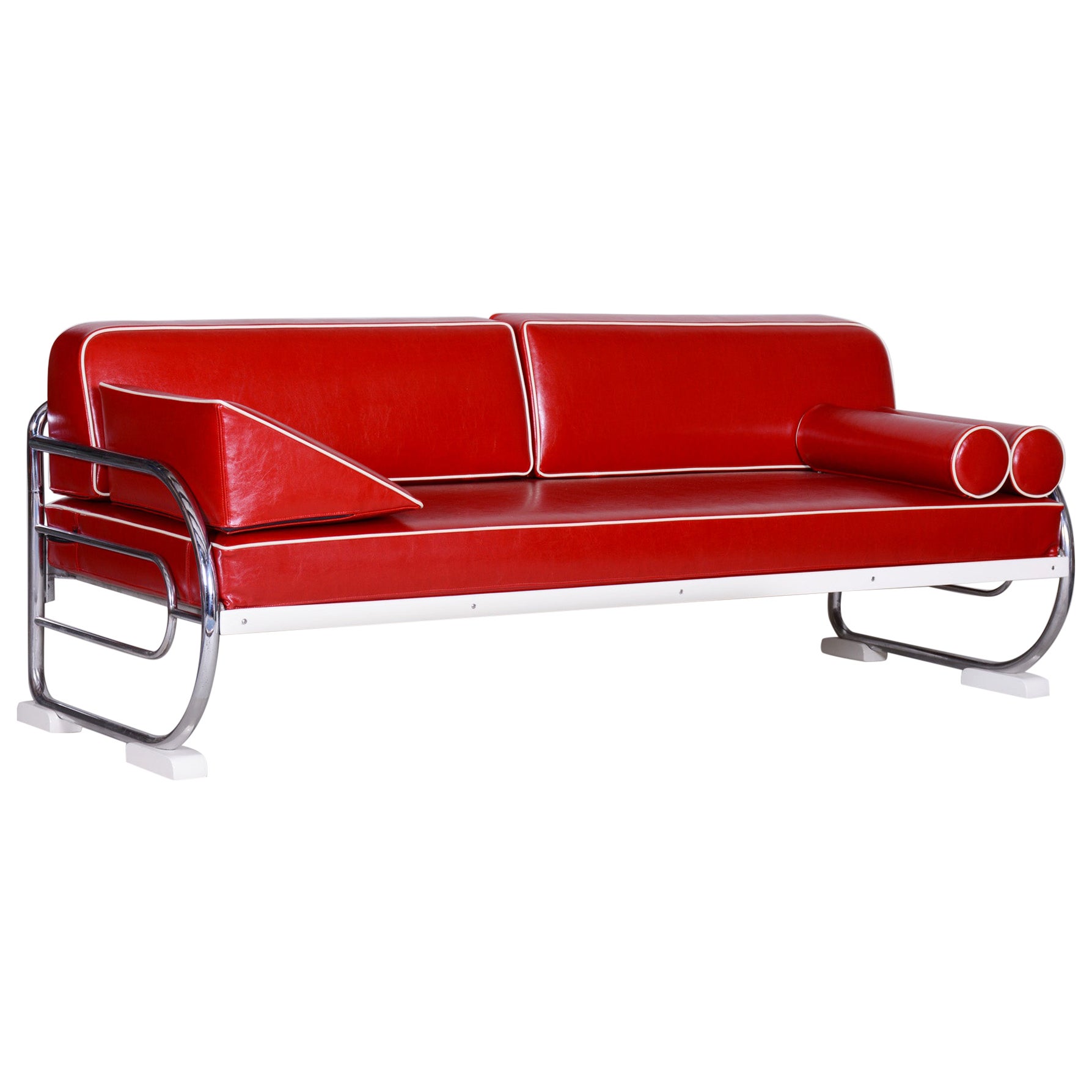 Bauhaus White Tubular Chrome Sofa by Robert Slezák, Design by