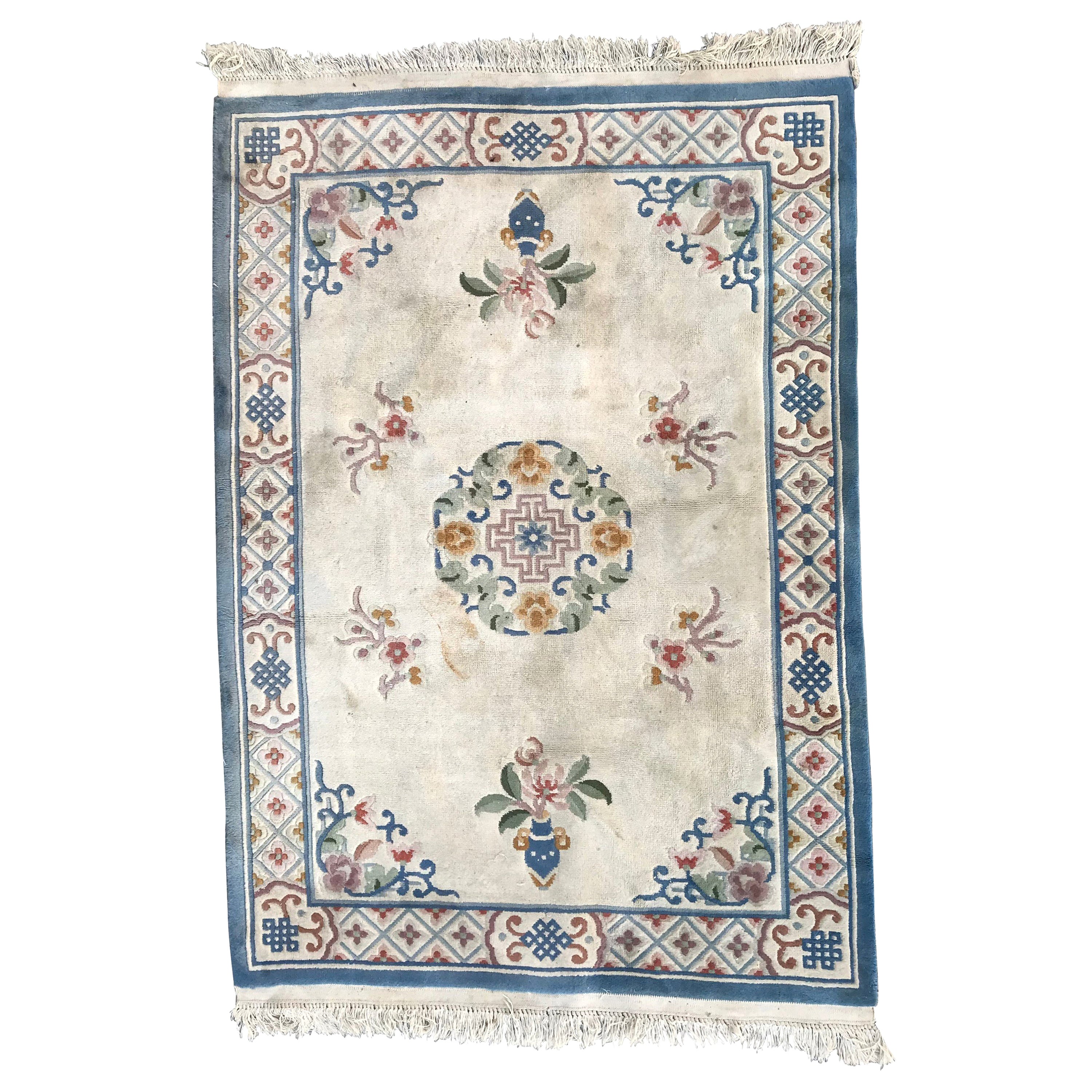 Nice Hand Tufted Round Chinese Hand Tufted Rug For Sale at 1stDibs