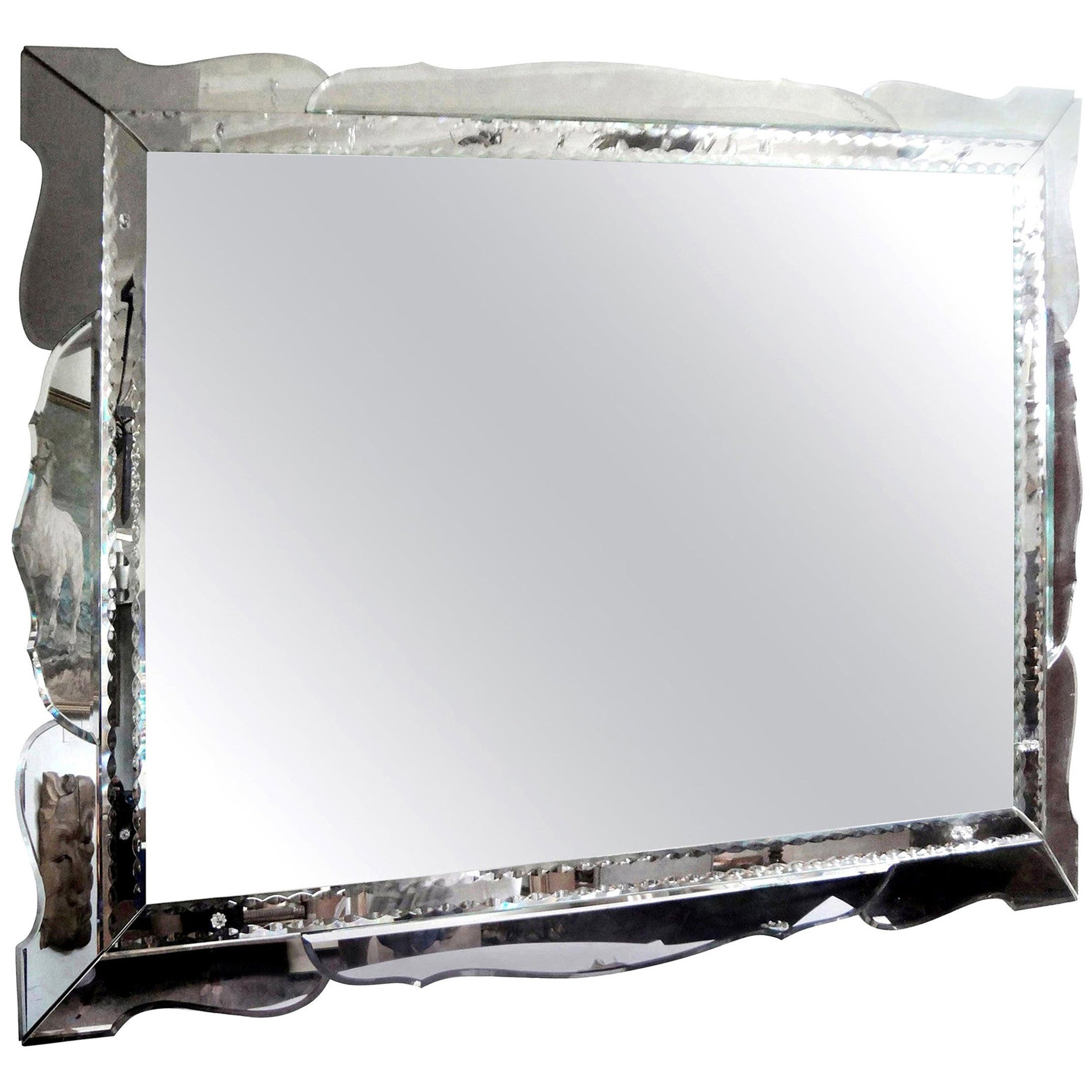 Horizontal Venetian Beveled Mirror with Scalloped Border