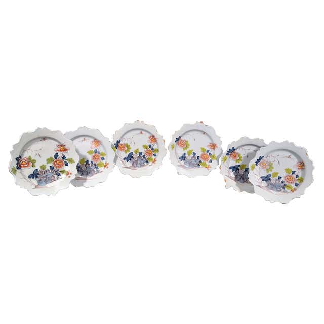 Scalloped Pearlware Rim Wedgwood Pottery Pearlware Nautilus Scallop-Shaped Set of Five Shell ...