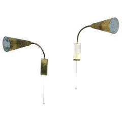 Set of Two Modernist Stilnovo Style Brass Metal Sconces Wall Light, Italy, 1950