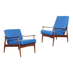 Retro Mid-Century Modern Walnut Lounge Chairs