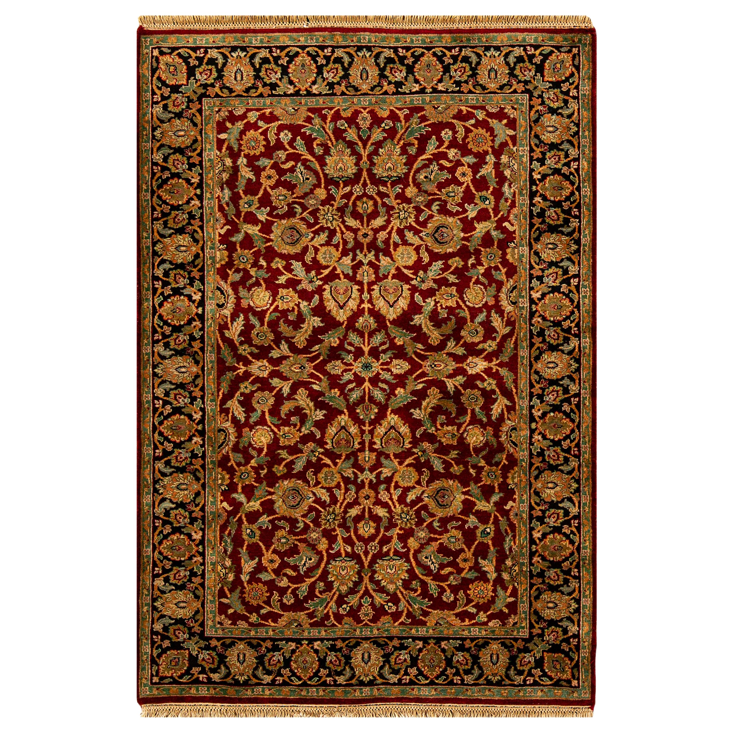 Traditional Handwoven Luxury Wool Red / Black Area Rug For Sale