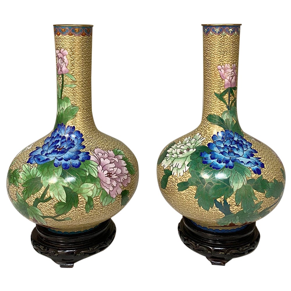 Pair of Antique Chinese Cloisonné Vases For Sale at 1stDibs