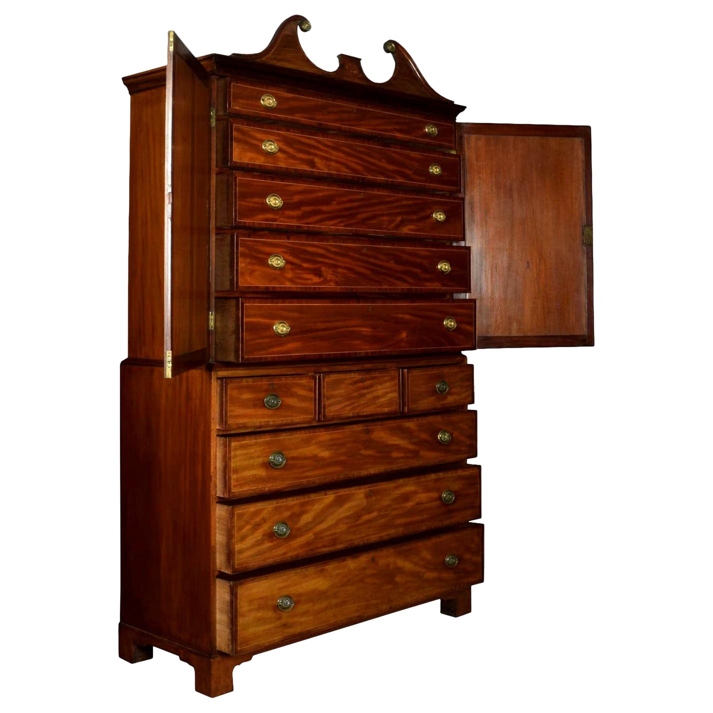 Fine 18th Century George III Period Mahogany Gentleman’s Cabinet on Chest For Sale