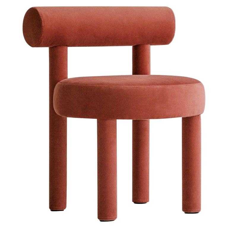 Modern Chair Gropius CS1 in Velvet Fabric by Noom For Sale