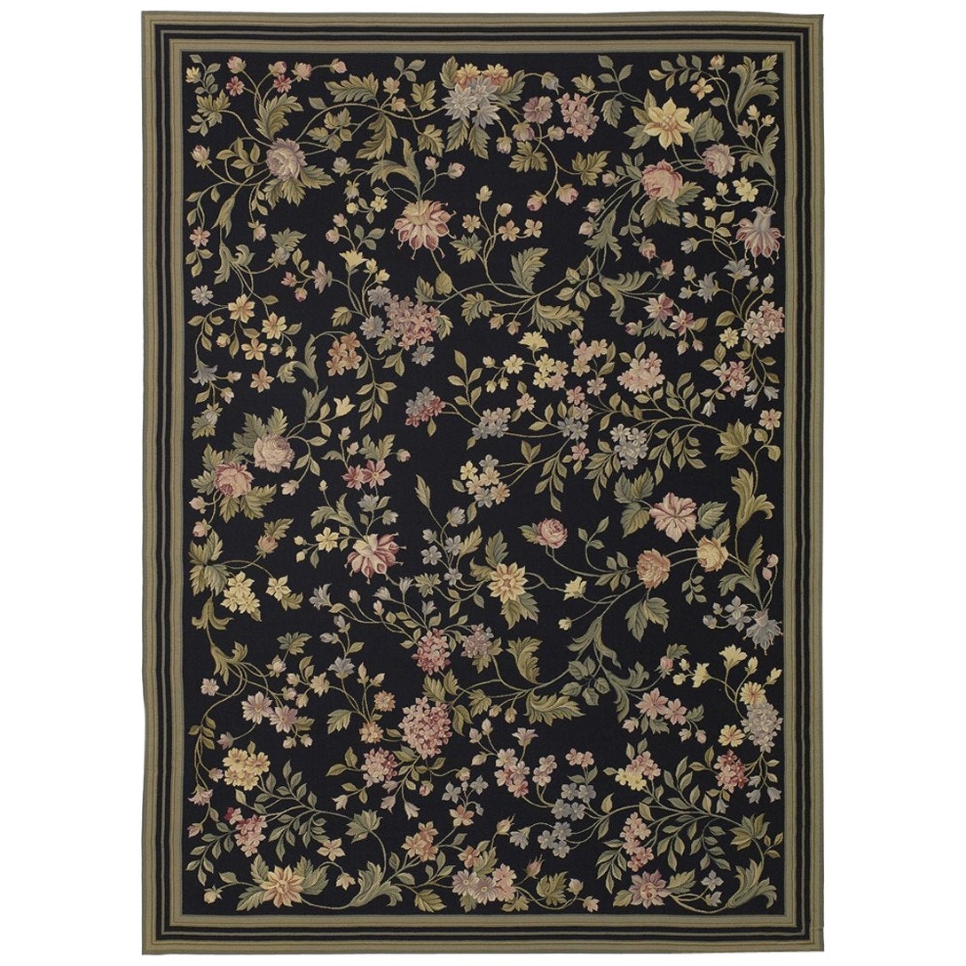 Traditional Handwoven Wool Area Rug 10'4 x 13'8 For Sale at 1stDibs