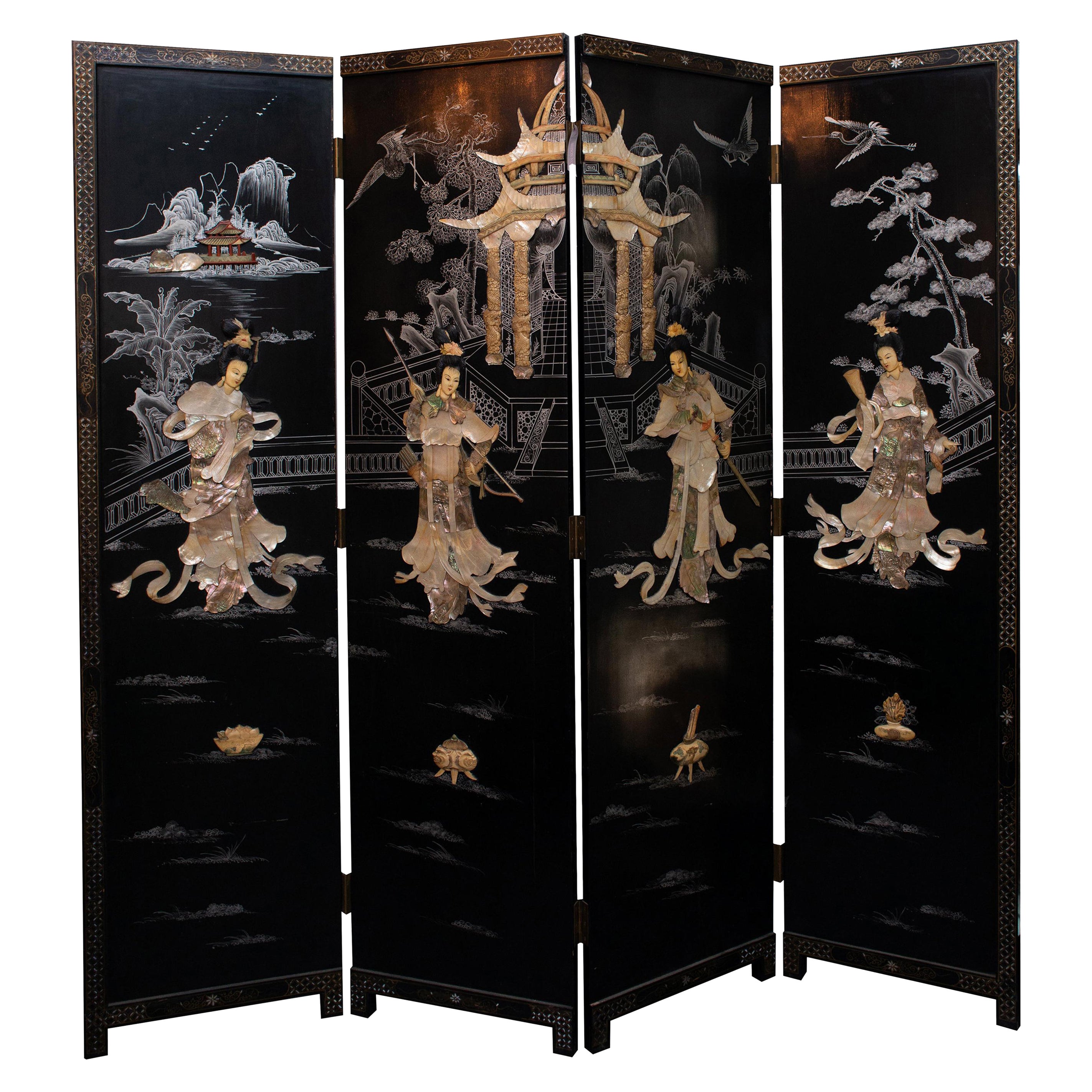 Antiker chinesischer Coromandel-Raumteiler aus schwarzem Lack mit weißem Perlmutt