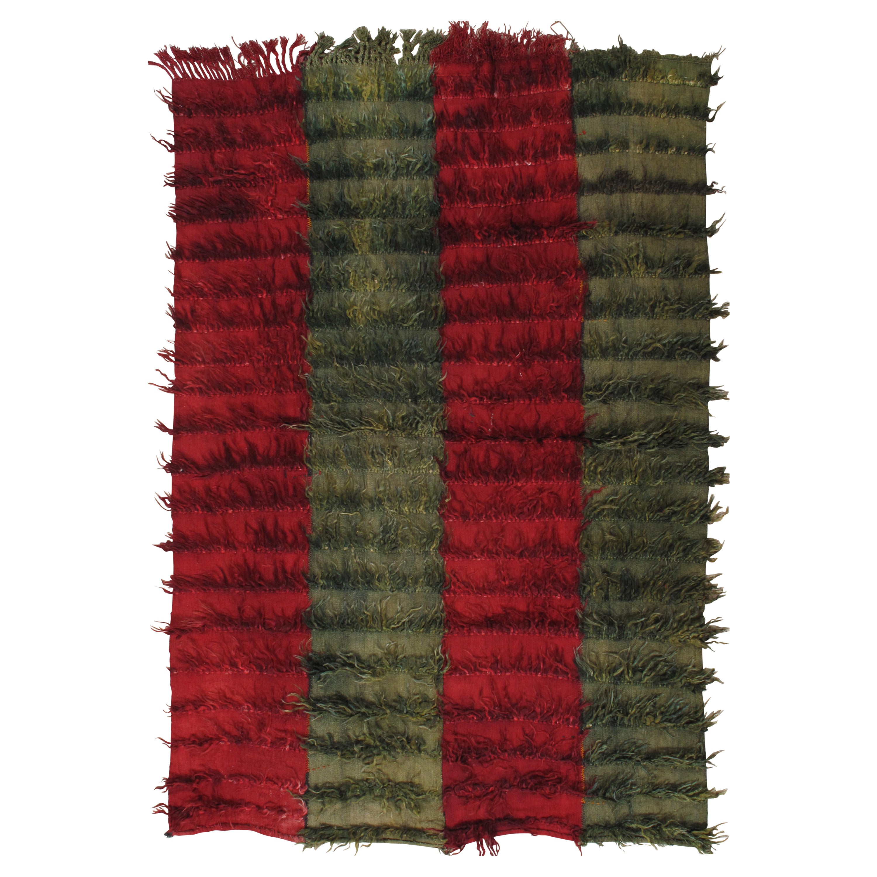 Tapis turc Tulu vintage, poils longs en laine d'angora, vert et rouge