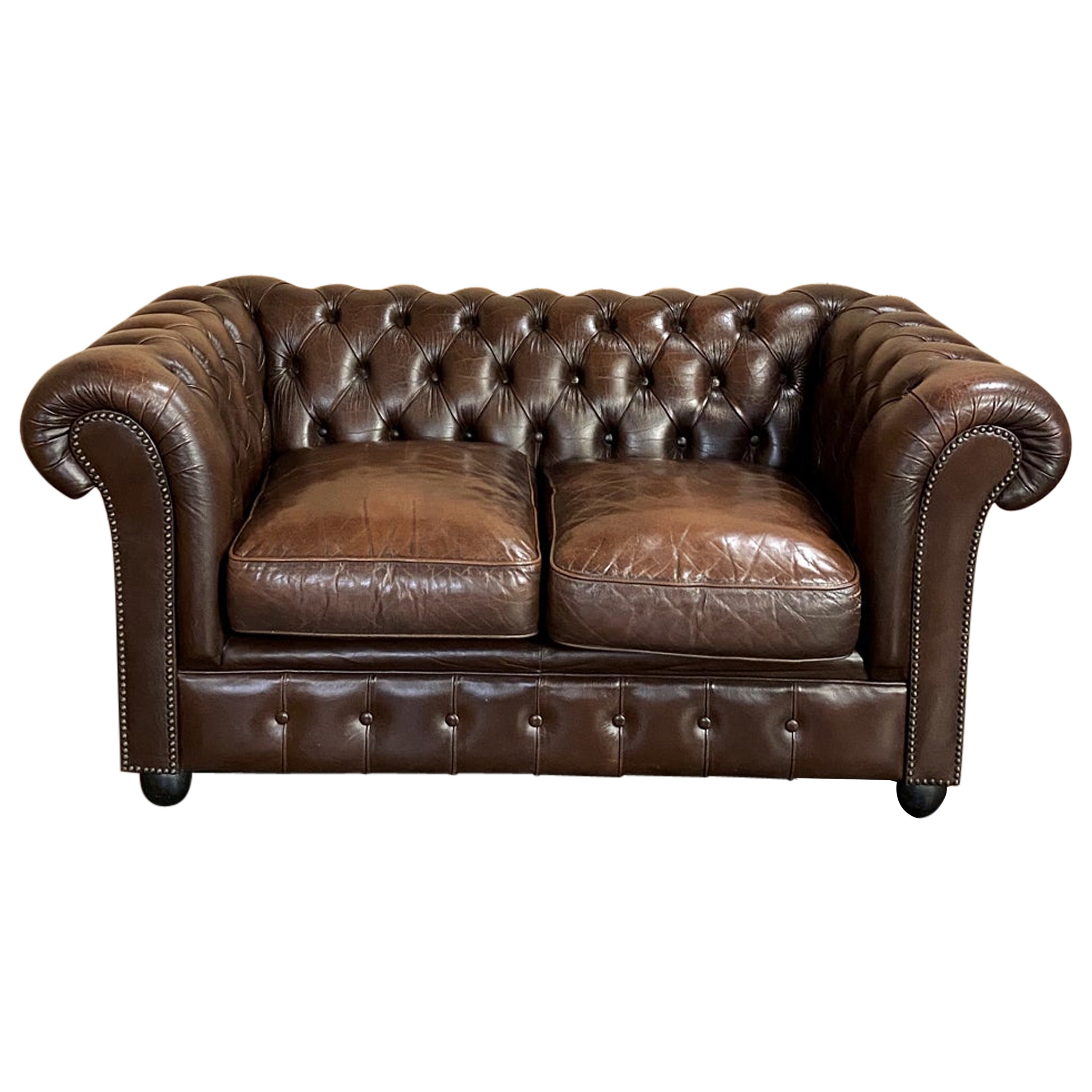 Vintage Leather Tufted Chesterfield Lovesesat For Sale at 1stDibs