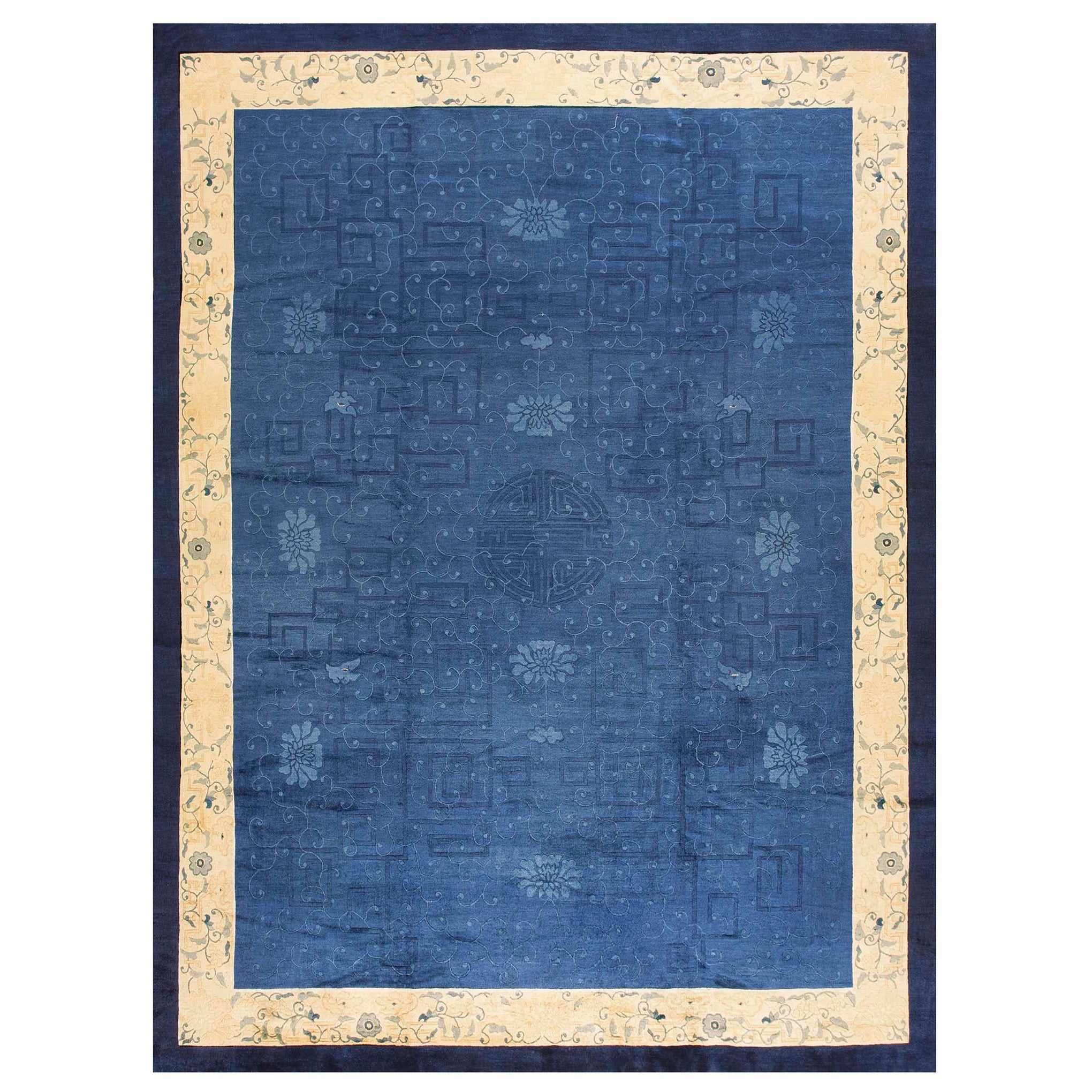 Chinesischer Pekinger Teppich des späten 19. Jahrhunderts ( 9' x 11'8" - 275 x 355 cm) 