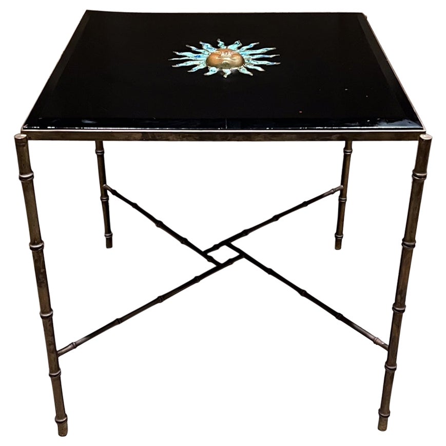 Quadratischer Tisch aus Messing mit Malachit-Sonnenskulptur aus Mexiko-Stadt, Pepe Mendoza, 1950er Jahre