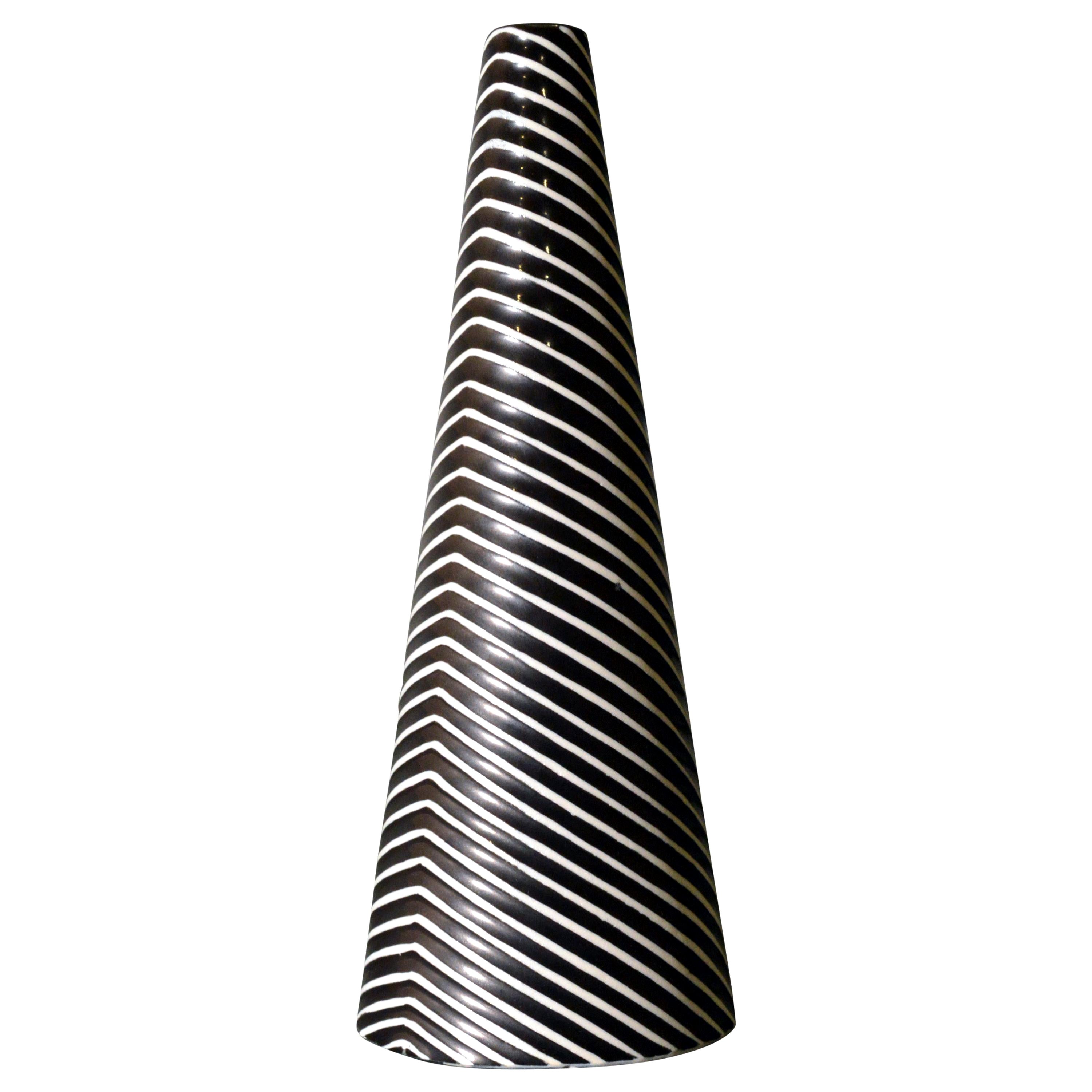 Stig Lindberg Stoneware Conical Vase, Domino Series, Black/White, 1954 For Sale