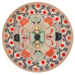 Amerikanischer Kapuzenteppich mit Kapuze aus dem frühen 20. Jahrhundert ( 6'2" x 6'5" - 188 x 196)