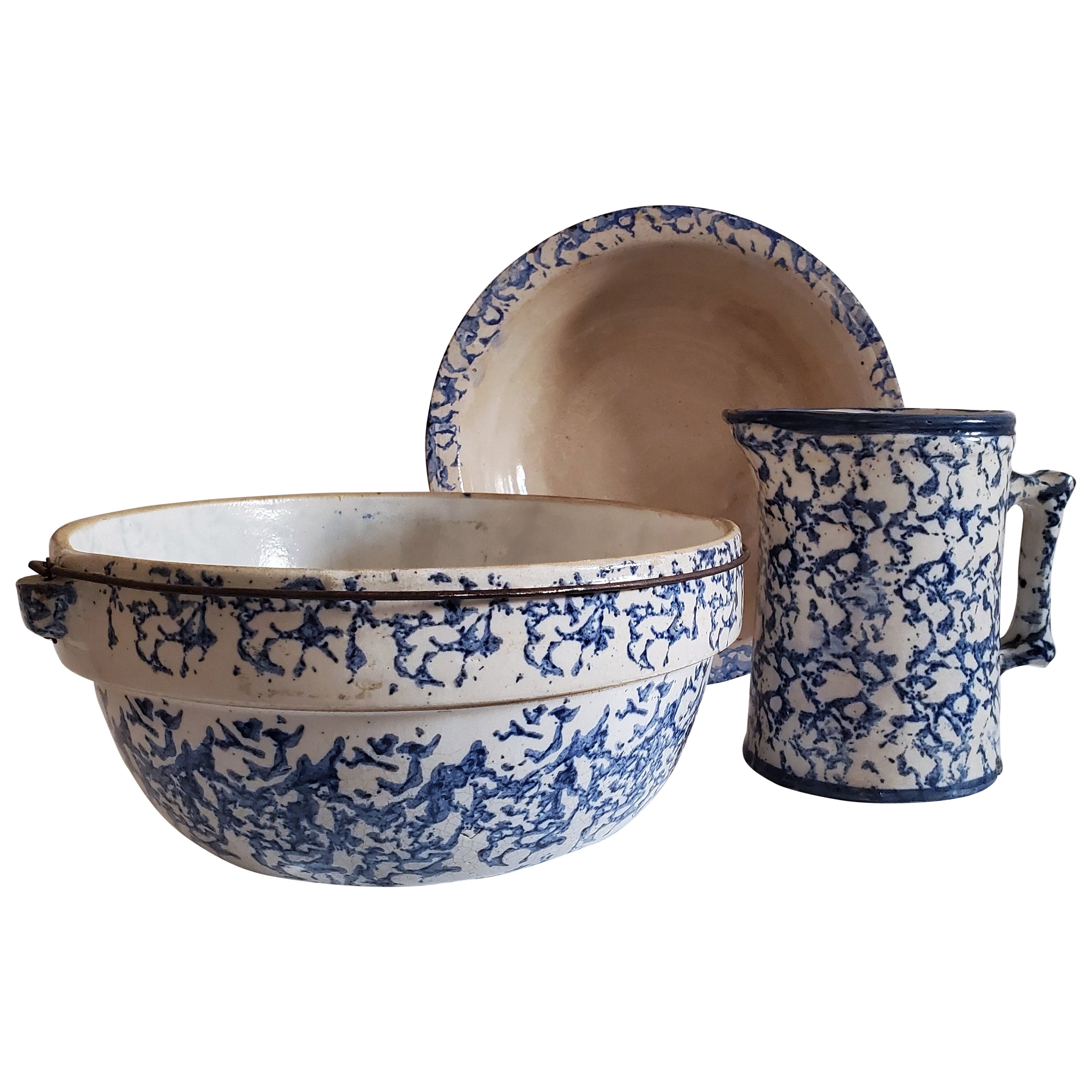 19th Century Sponge Ware Pottery Mixing Bowl For Sale at 1stDibs