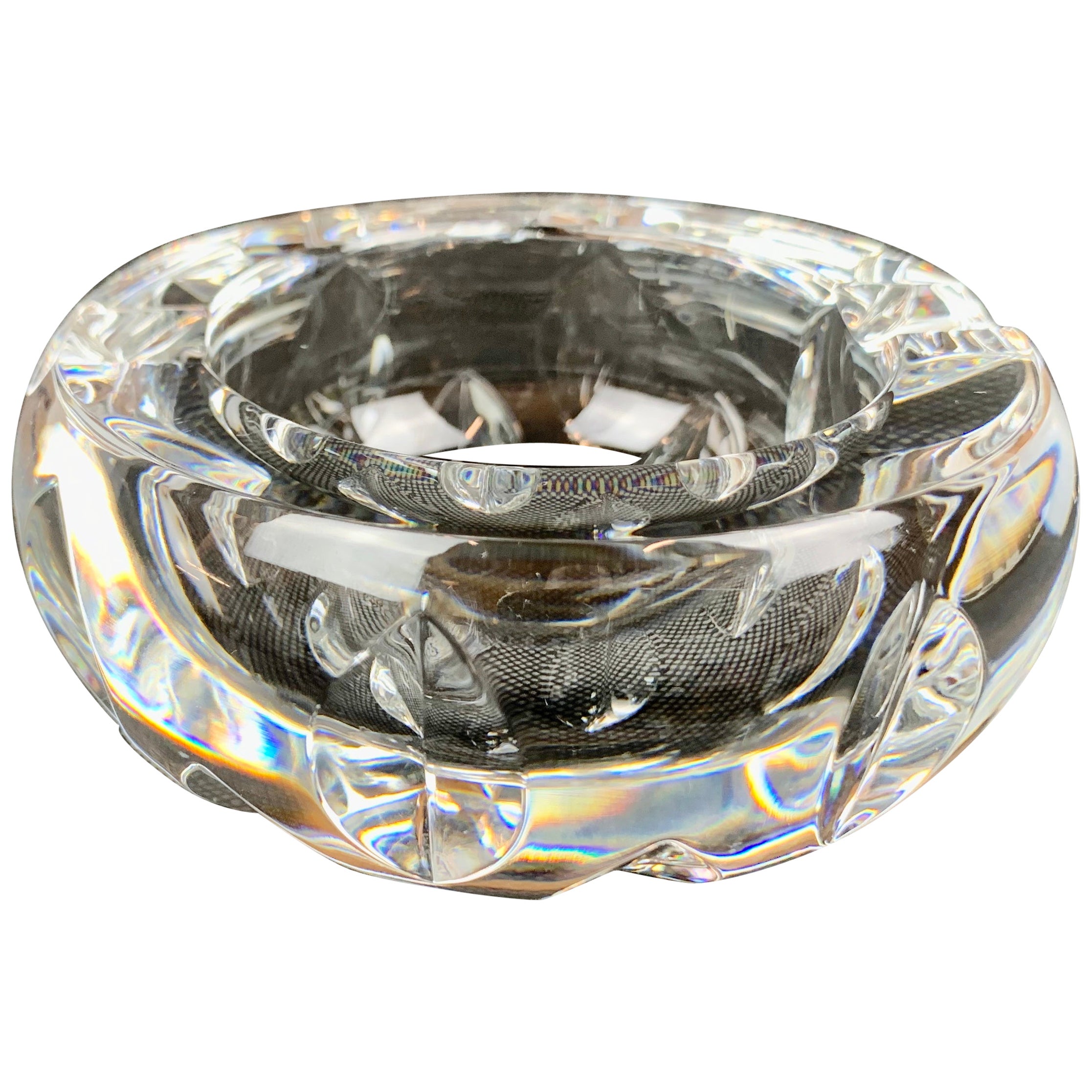 Exquisite Sculptural Baccarat Faceted Ashtray in Triangular Form For