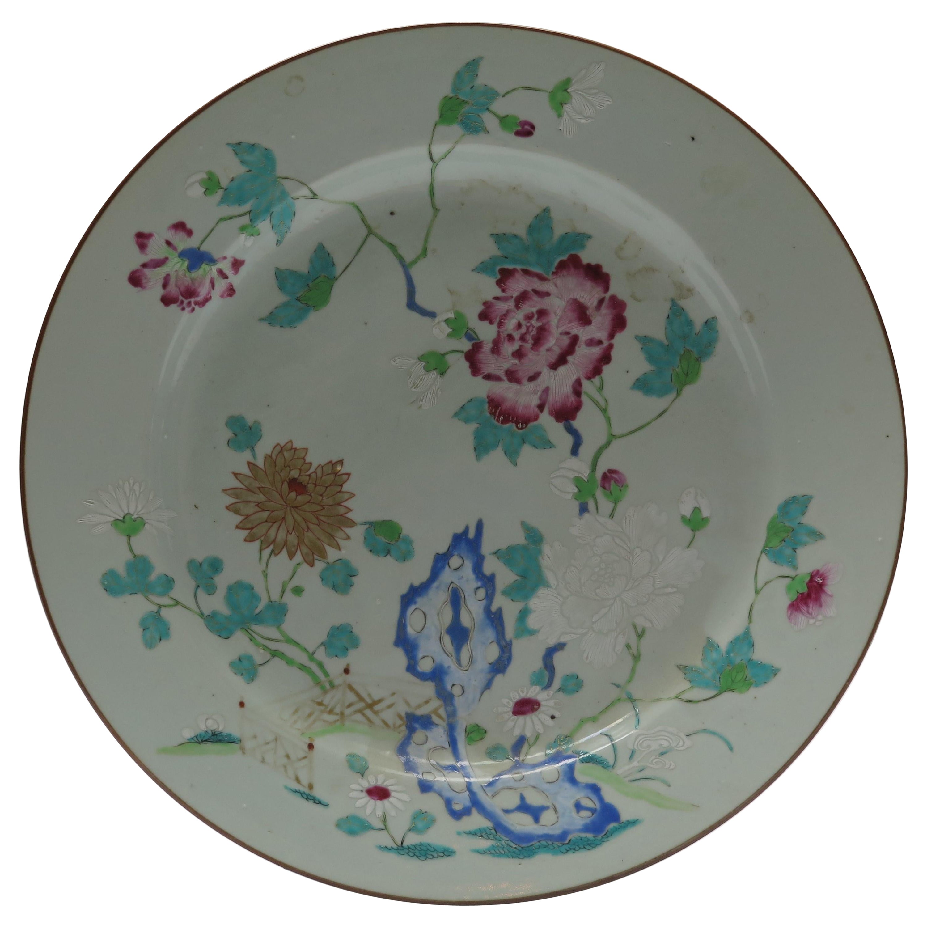 Grande assiette ronde d'exportation chinoise Famille Rose