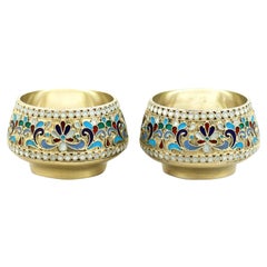 Sales rusas de plata y esmalte cloisonné policromado de los años 20
