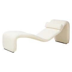 Vintage Olivier Mourgue "Djinn" Chaise Longue in Ivory Boucle, circa 1964
