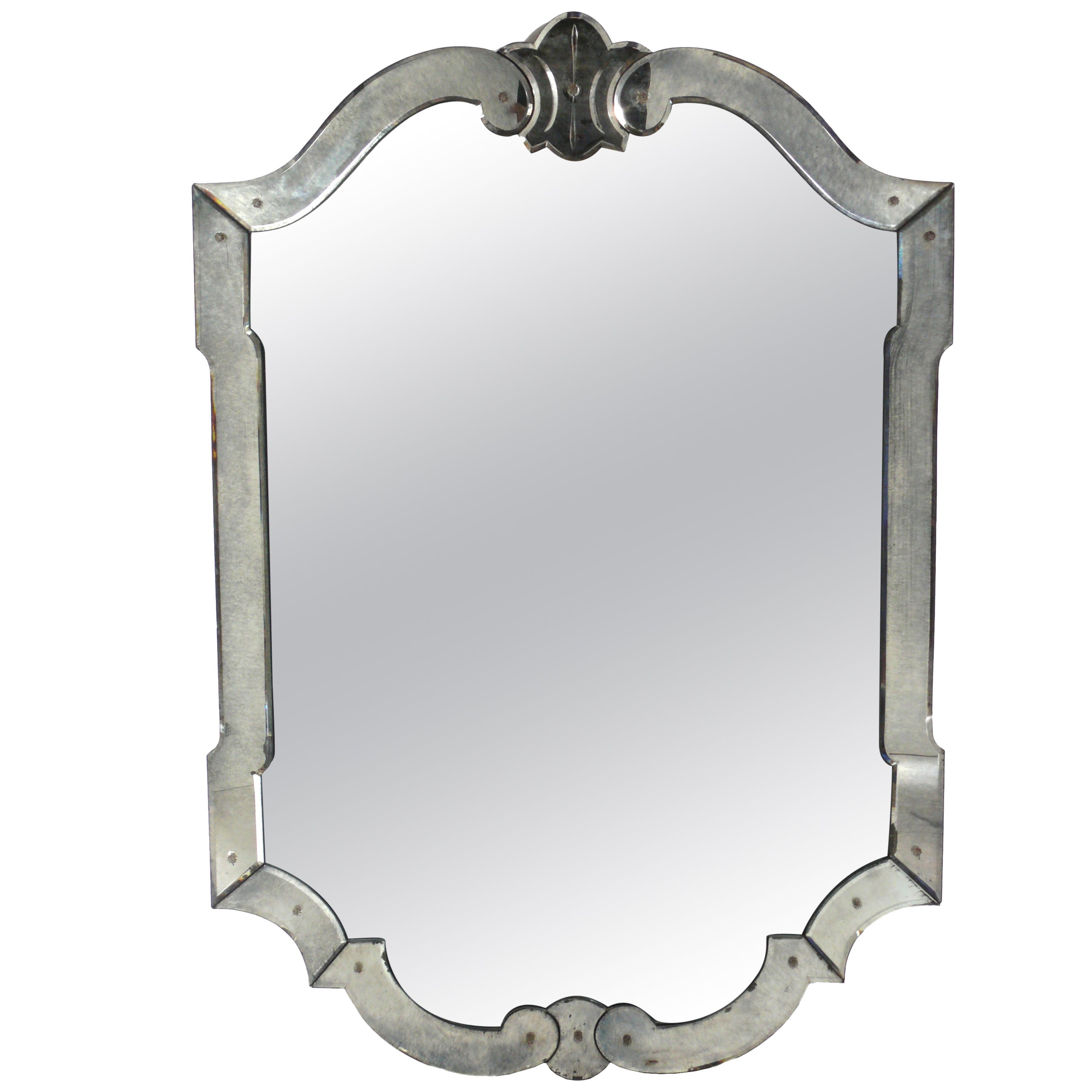 Elegant 19th Century Oval Mirror For Sale at 1stDibs