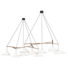 Lustre monumental Daniel Becker Emily 9 en blanc mat et chêne pour Moss Objects